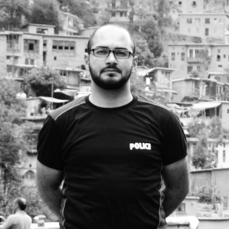 معرفی علی مختاری